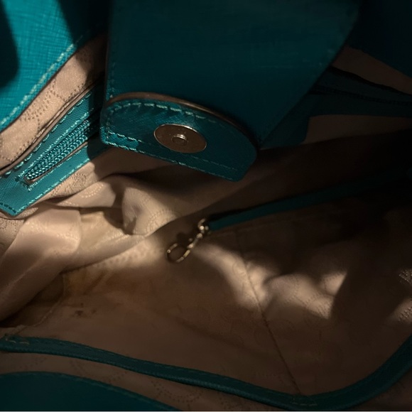 Michael Kors leather bag in excellent condition - Picture 5 of 9